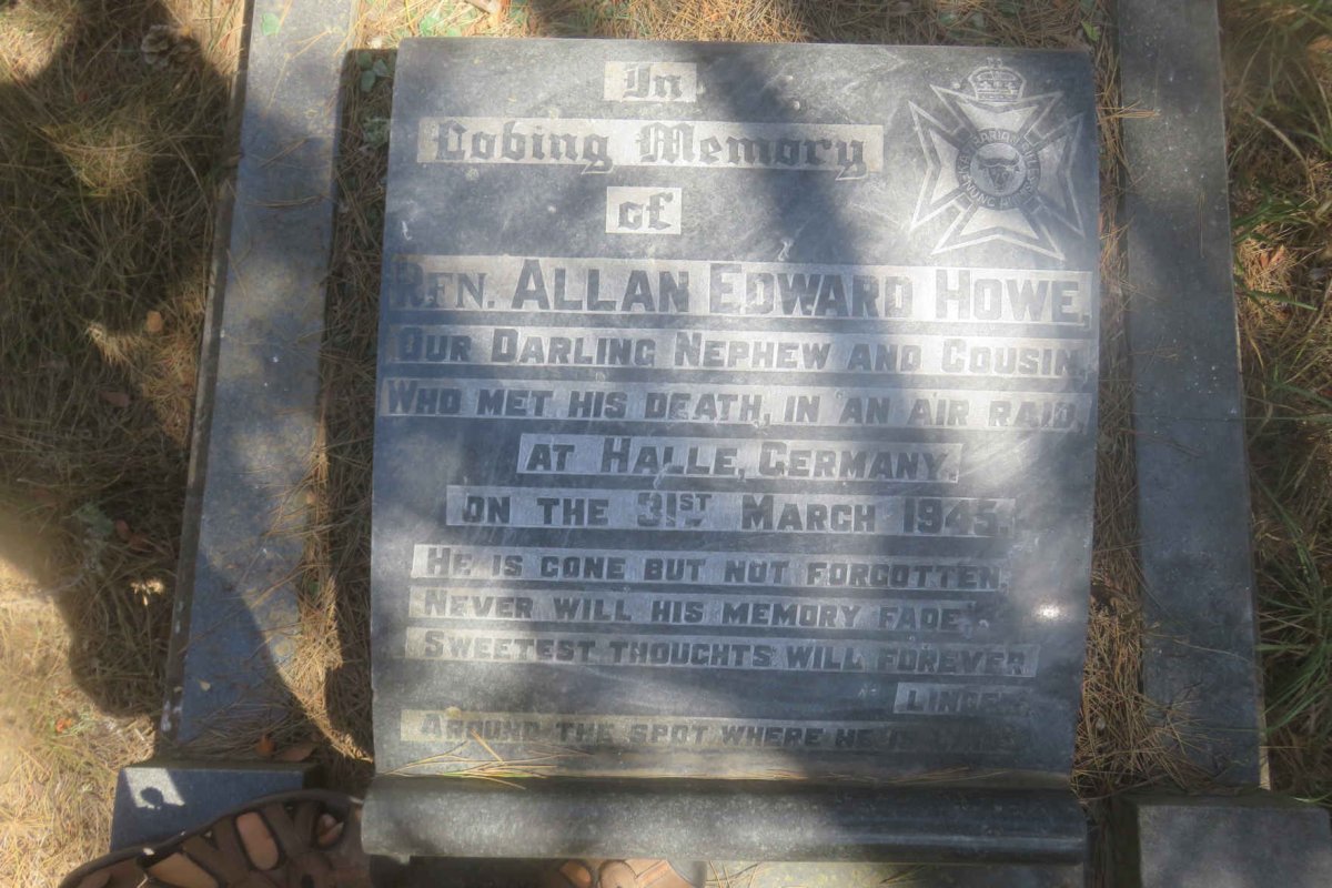 HOWE Allan Edward -1945