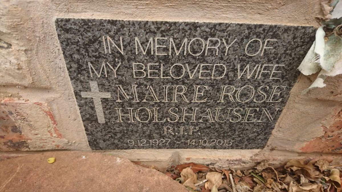 HOLSHAUSEN Maire Rose 1927-2013