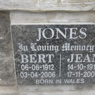 JONES Bert 1912-2006 &amp; Jean 1918-2003