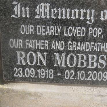 MOBBS Ron 1918-2009 