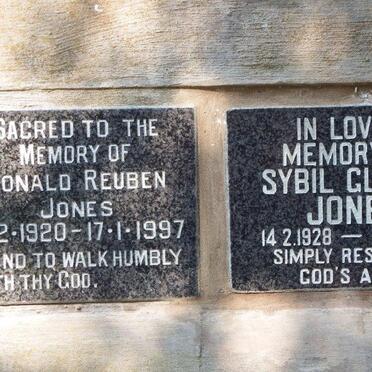 JONES Donald Reuben 1920-1997 &amp; Sybil Gladys 1928-2014