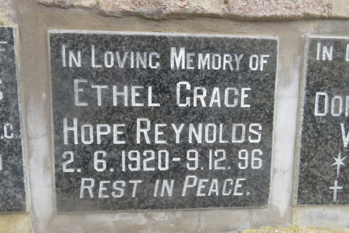 REYNOLDS Ethel Grace Hope 1920-1996