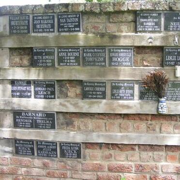 09. Memorial wall