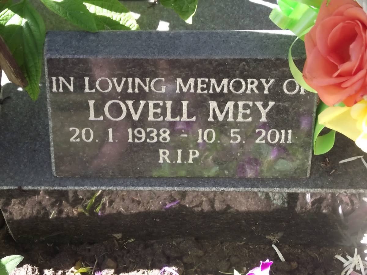 MEY Lovell 1938-2011