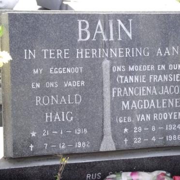 BAIN Ronald Haig 1918-1982 &amp; Franciena Jacoba Magdalene VAN ROOYEN 1924-1986