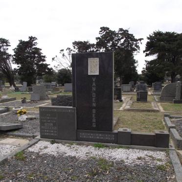 BERG Paul Johannes, van den 1911-1961