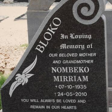 BLOKO Nombeko Mirriam 1935-2010