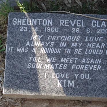 CLARKE Sheunton Revel 1960-2000