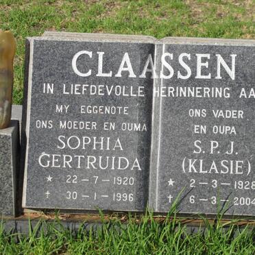 CLAASSEN S.P.J. 1928-2004 &amp; Sophia Gertruida 1920-1996