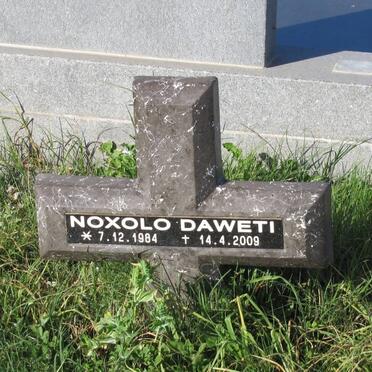 DAWETI Noxolo 1984-2009