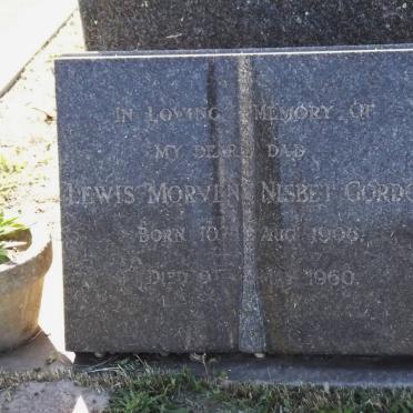 GORDON Lewis Morvin Nisbet 1906-1960