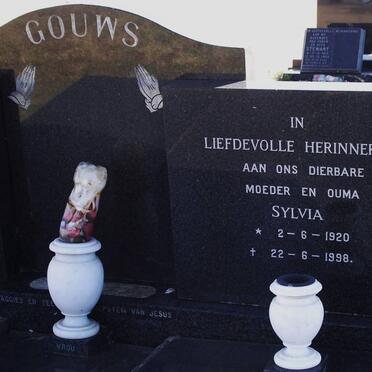 GOUWS Sylvia 1920-1998