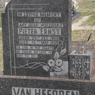 HEERDEN Pieter Ernst, van 1898-1959 Annie 1905-1986