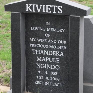 KIVIETS Thandeka Mapule Ngindo 1958-2006