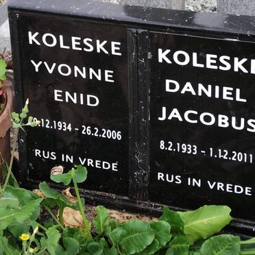 KOLESKE Daniel Jacobus 1933-2011 &amp; Yvonne Enid 1934-2006