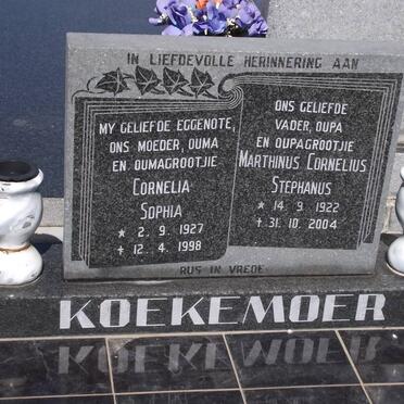 KOEKEMOER Marthinus Cornelius Stephanus 1922-2004 &amp; Cornelia Sophia 1927-1998