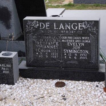 LANGE Frederick Johannes, de 1928-1987 &amp; Evelyn Joy Symington 1932-1993