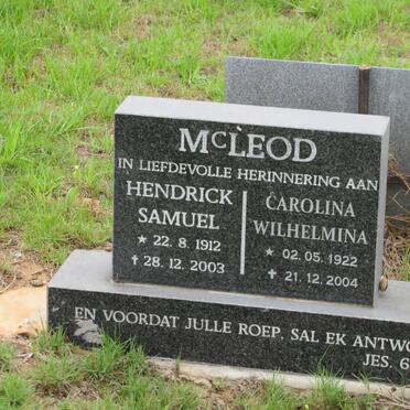 MC LEOD Hendrick Samuel 1912-2003 &amp; Carolina Wilhelmina 1922-2004