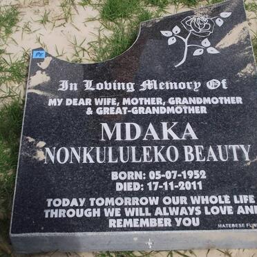 MDAKA Nonkululeko Beauty 1952-2011