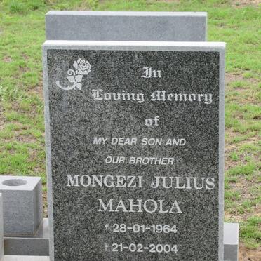 MAHOLA Mongezi Julius 1964-2004