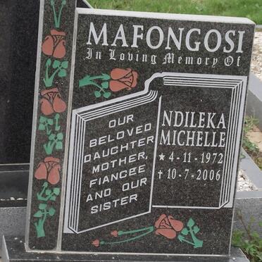 MAFONGOSI Ndileka Michelle 1972-2006