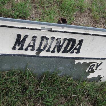 MADINDA Celiwe 1984-2004