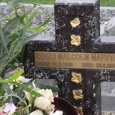 MAFUYA Zenzo Malcolm 1968-2008