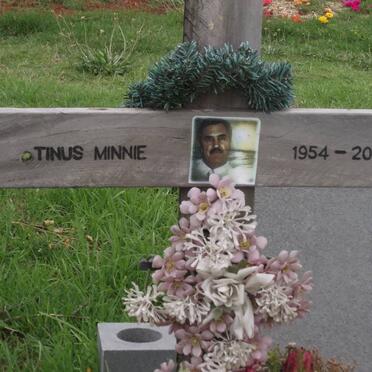 MINNIE Marthinus J. 1954-2009