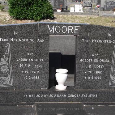 MOORE H.F.B. 1905-1983 &amp; J.B. 1910-1979