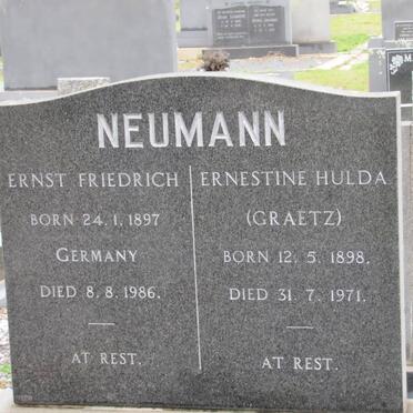 NEUMANN Ernst Friedrich 1897-1986 &amp; Ernestine Hulda GRAETZ 1898-1971