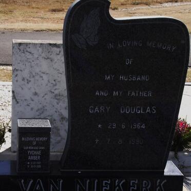 NIEKERK Gary Douglas, van 1964-1990 &amp; Yvonne Amber 1937-2008