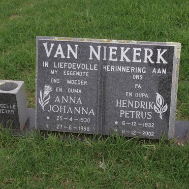 NIEKERK Anna Johanna, van 1930-1998 &amp; Hendrik Petrus 1932-2002