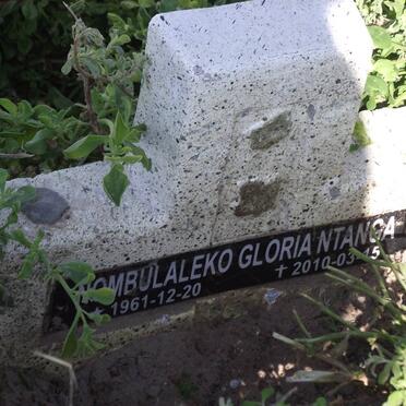 NTANGA Nombulaleko Gloria 1961-2010