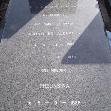 OLIVIER Johannes Albertus 1909-1984 &amp; Theunsina 1929-2004