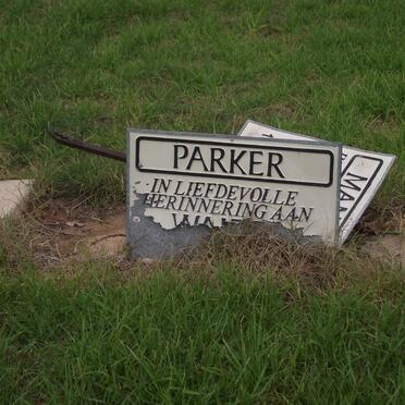 PARKER Walter Leonard 1944-2002