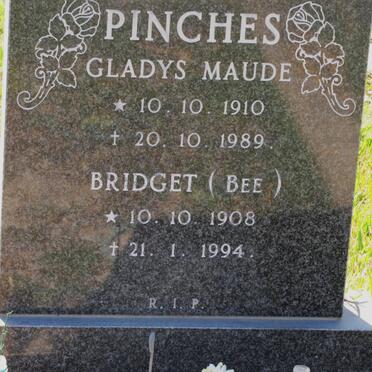 PINCHES Gladys Maude 1910-1989 :: PINCHES Bridget 1908-1994