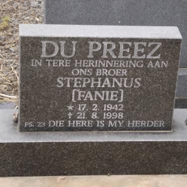 PREEZ Stephanus, du 1942-1998