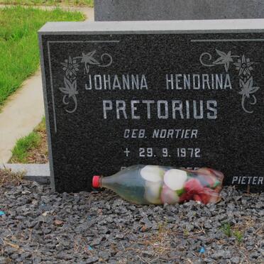 PRETORIUS Johanna Hendrina nee NORTIER 1907-1972