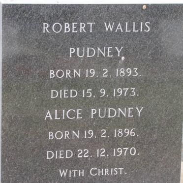 PUDNEY Robert Wallis 1893-1973 &amp; Alice 1896-1970
