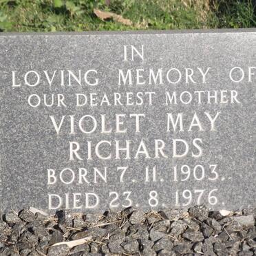 RICHARDS Violet May 1903-1976