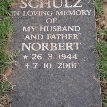 SCHULZ Norbert 1944-2001