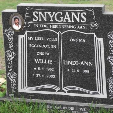 SNYGANS Willie 1952-2003 &amp; Lindi-Ann 1966-