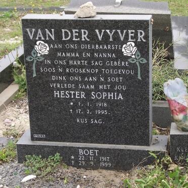 VYVER Boet, van der 1917-1999 &amp; Hester Sophia 1918-1995