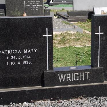 WRIGHT Patricia Mary 1914-1998 &amp; Freddie 1917-1974