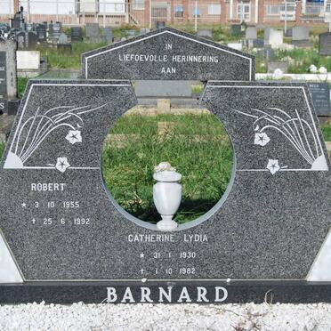 BARNARD Robert 1955-1992 :: BARNARD Catherine Lydia 1930-1982