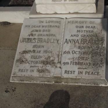 BRADLEY James 1901-1964 &amp; Anna 1903-1993