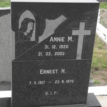 DOBSON Ernest H. 1917-1970 &amp; Annie M. 1920-2003