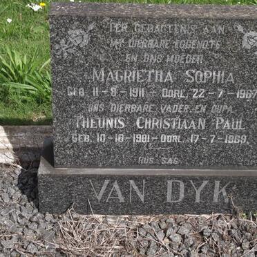 DYK Theunis Christiaan Paul, van 1901-1969 &amp; Magrietha Sophia 1911-1967