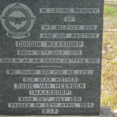 HEERDEN Susie, van nee MAASDORP 1891-1984 :: MAASDORP Gordon 1915-1961