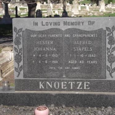 KNOETZE Hester Johanna 1913-1981 &amp; Alfred Staples -1942